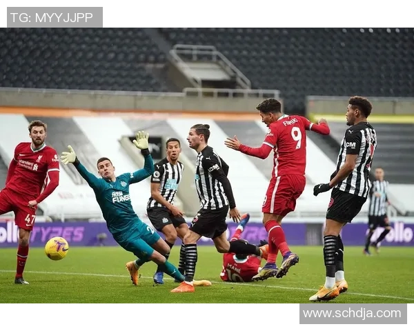 英超焦点战纽卡主场迎战利物浦双方争夺三分激烈对决即将上演